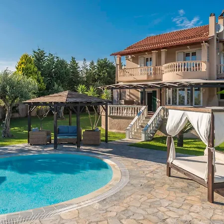 Maxim Villa