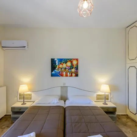 Maxim Corfu (city)