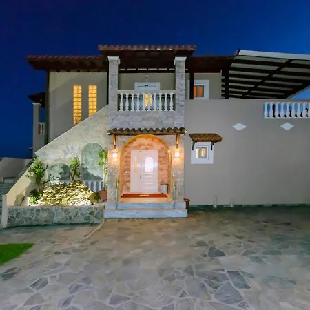 Maxim Villa